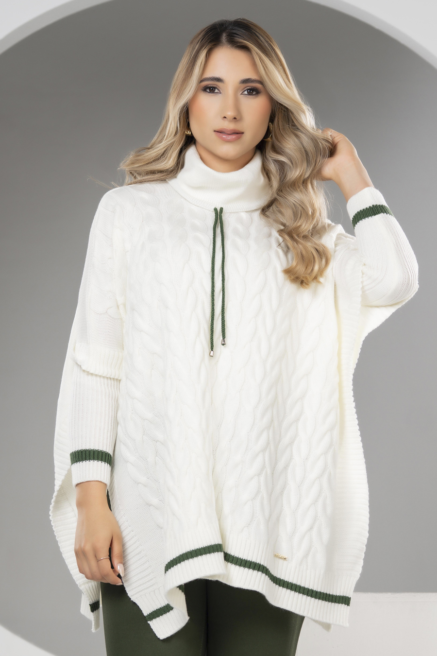 Ruana Cuello Alto Dama